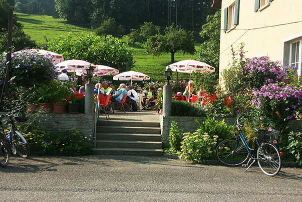 Gartenterrasse im Landgasthof Wellenberg in Mettendorf TG